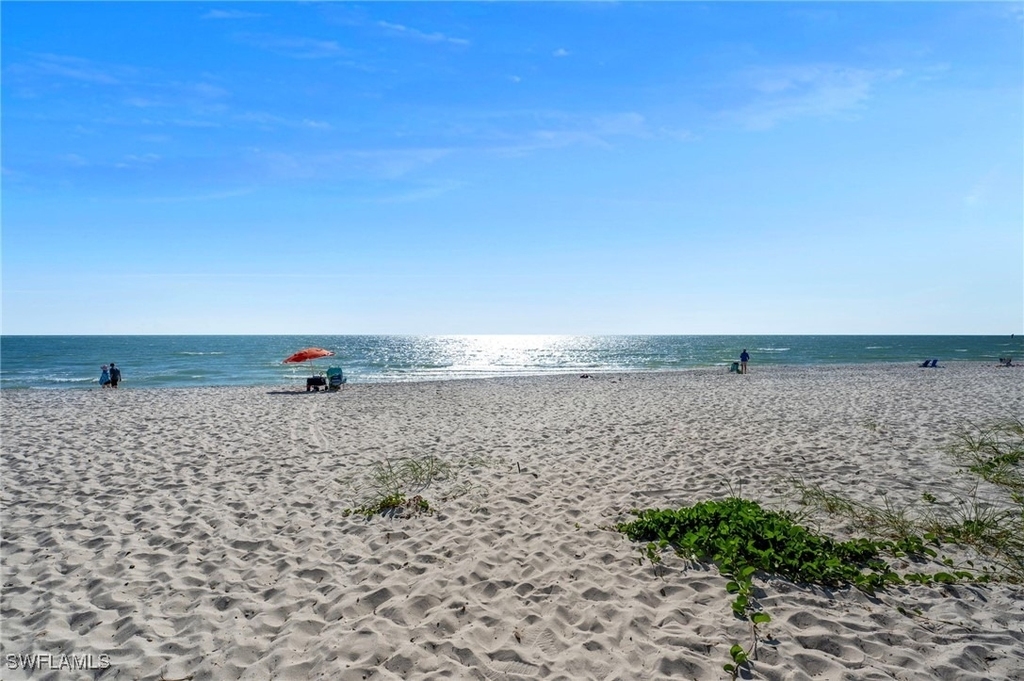 1950 Gulf Shore Boulevard N - Photo 12