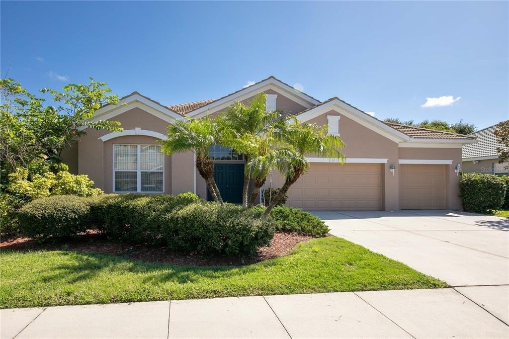 1679 Pinyon Pine Drive - Photo 0