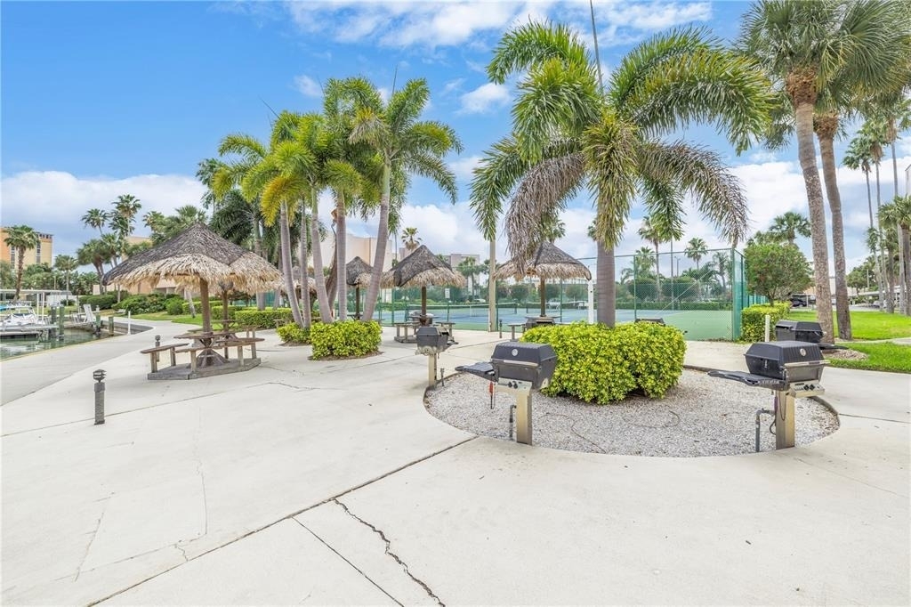 7700 Sun Island Drive S - Photo 21