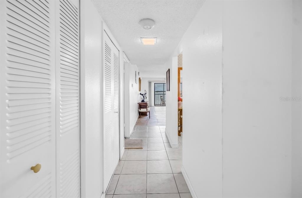 7700 Sun Island Drive S - Photo 2