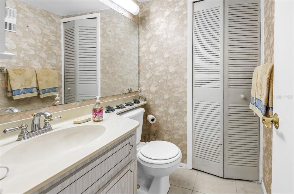 7700 Sun Island Drive S - Photo 3
