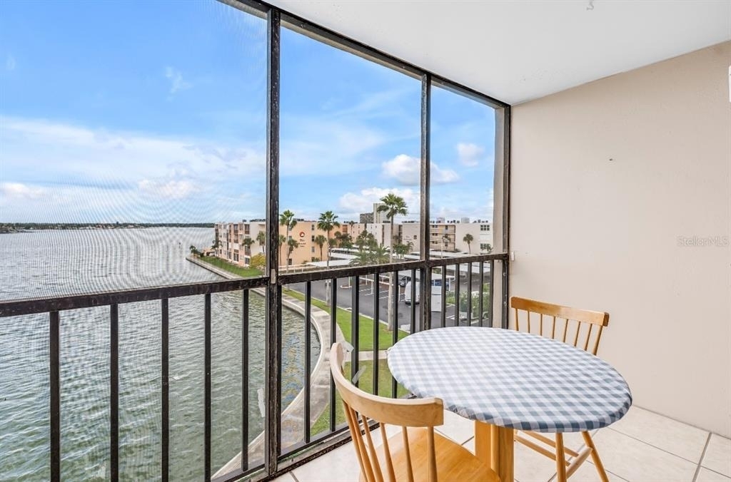 7700 Sun Island Drive S - Photo 9
