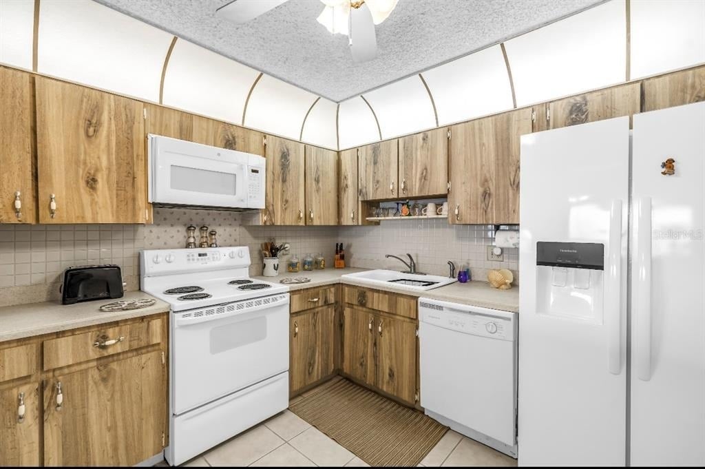 7700 Sun Island Drive S - Photo 4