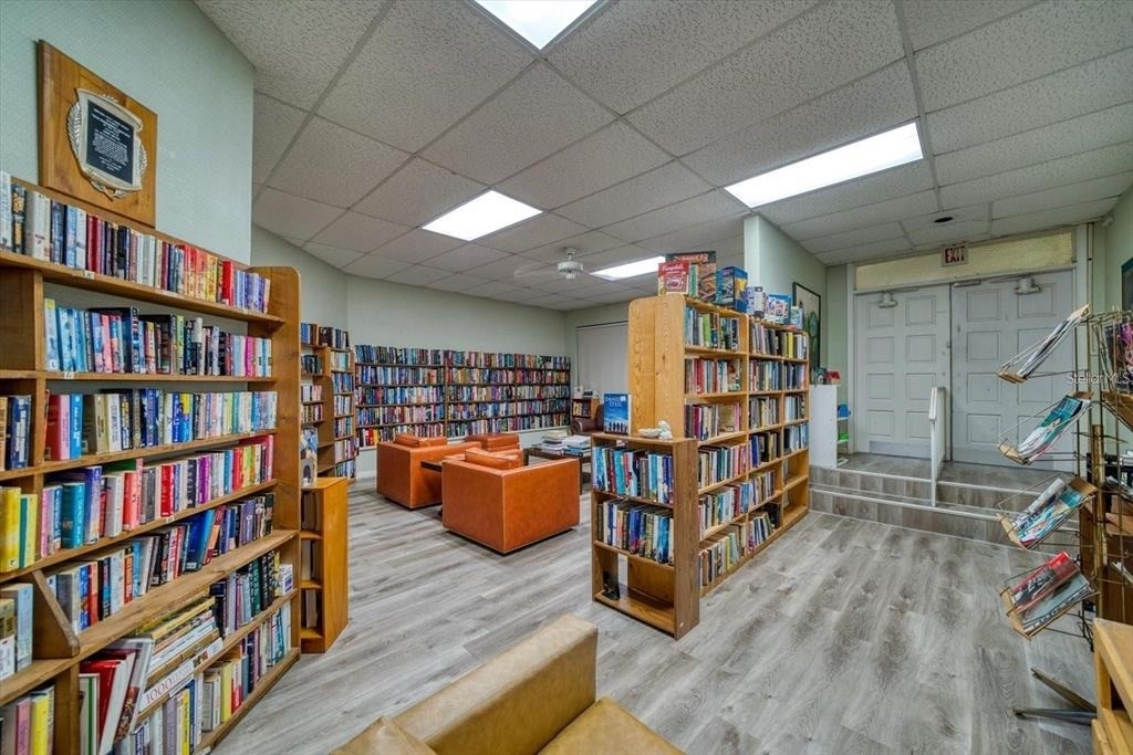 10032 65th Avenue N - Photo 31
