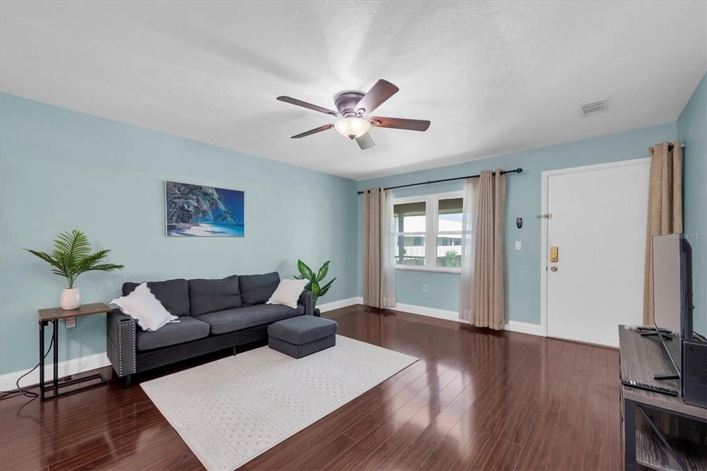 10032 65th Avenue N - Photo 6