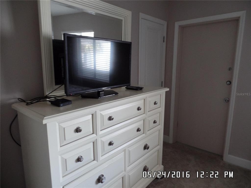 815 Ocean Shore Boulevard - Photo 8