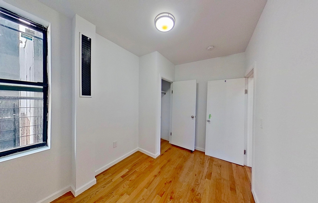565 West 162nd Street - Photo 4