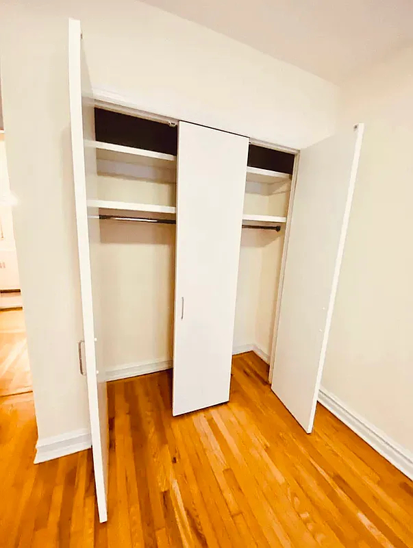 235 east 46th stret - Photo 3
