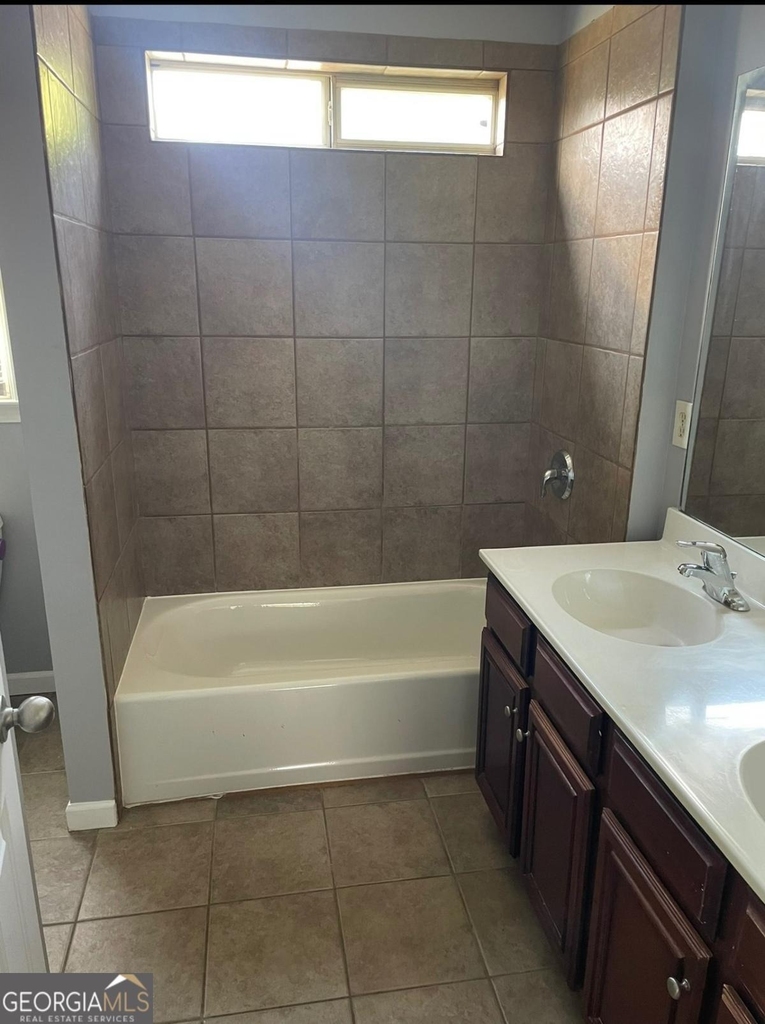 15 Ollie Street Nw - Photo 5