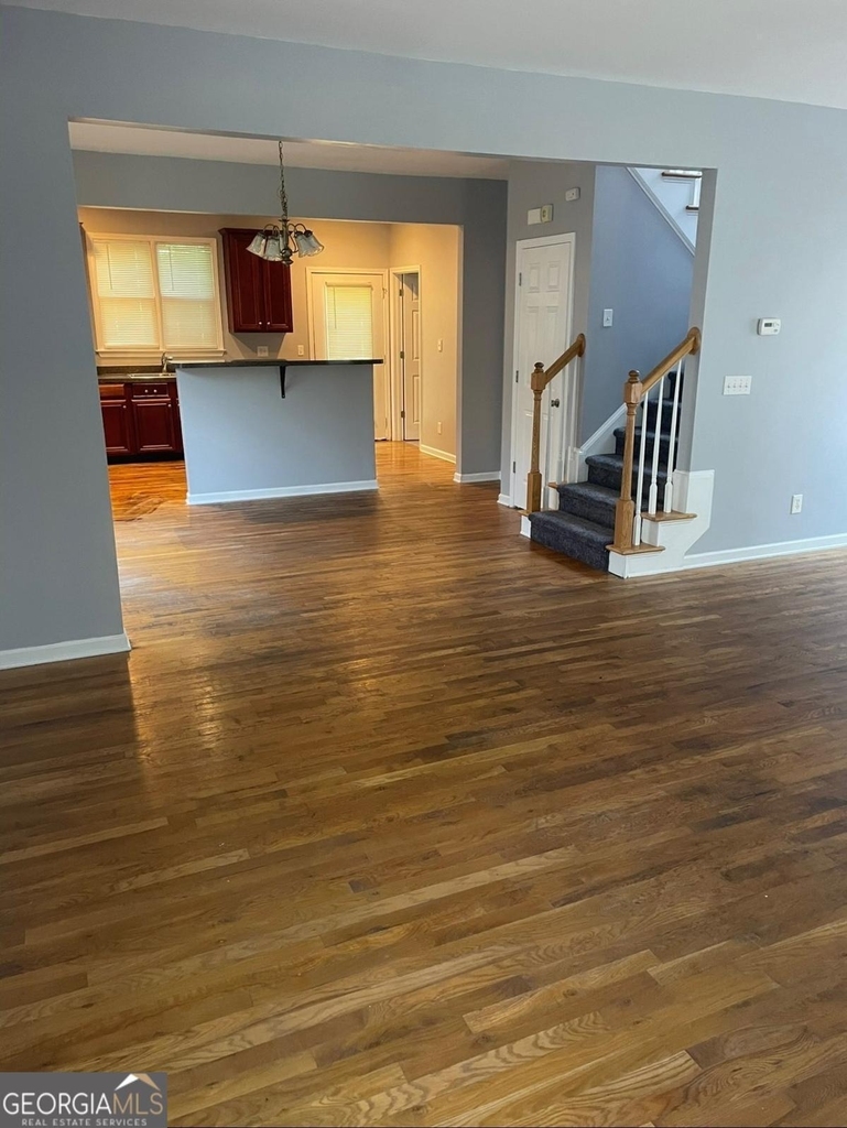 15 Ollie Street Nw - Photo 4