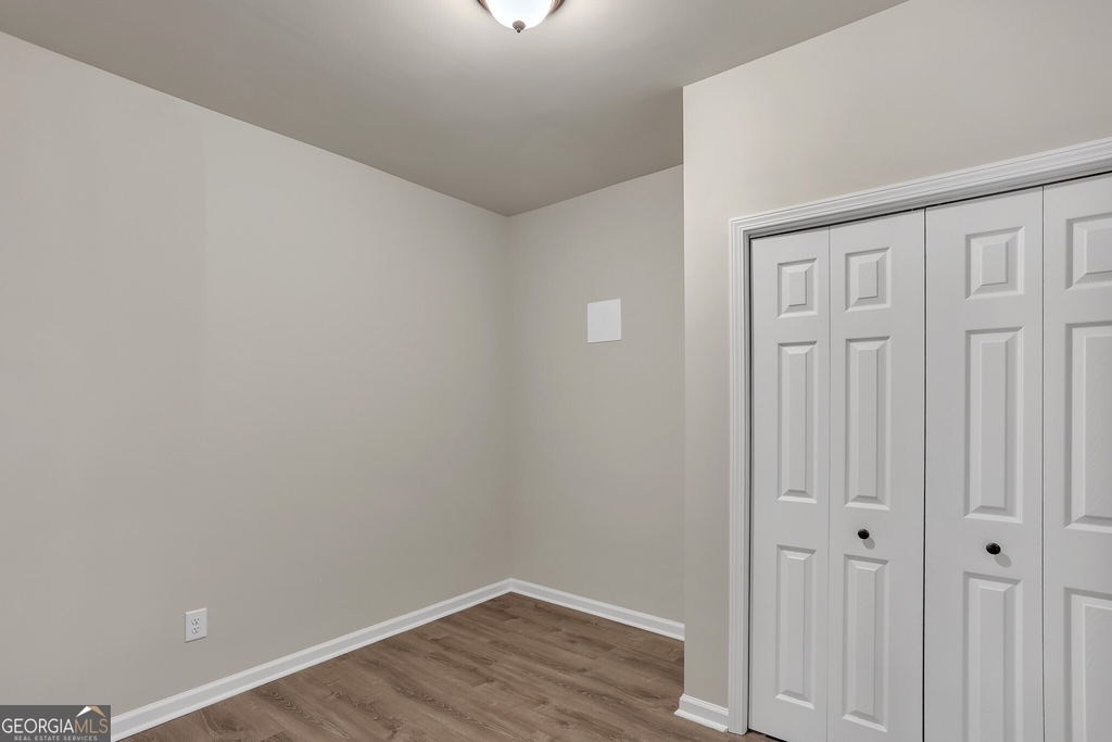 568 Garden View Court - Photo 34