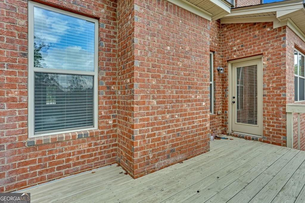 568 Garden View Court - Photo 33