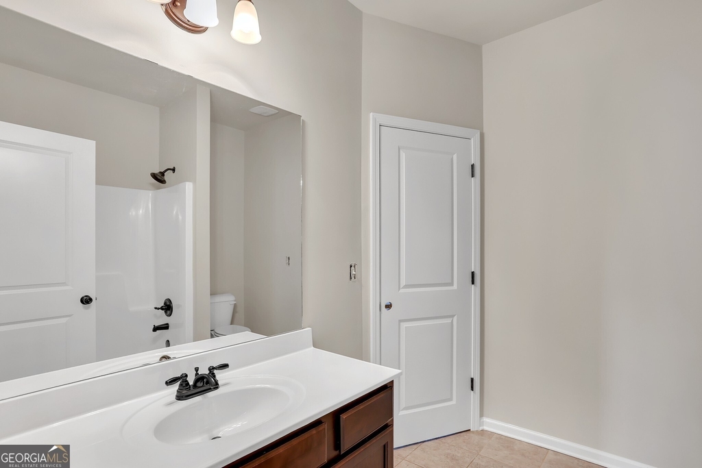 568 Garden View Court - Photo 20