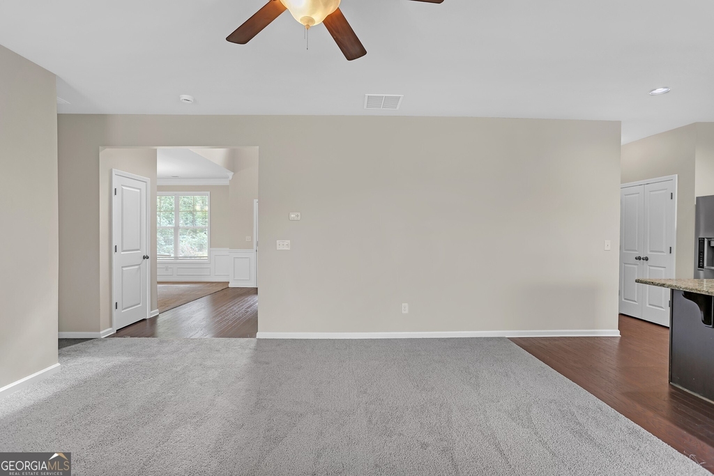 568 Garden View Court - Photo 19