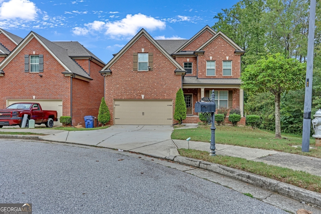 568 Garden View Court - Photo 2