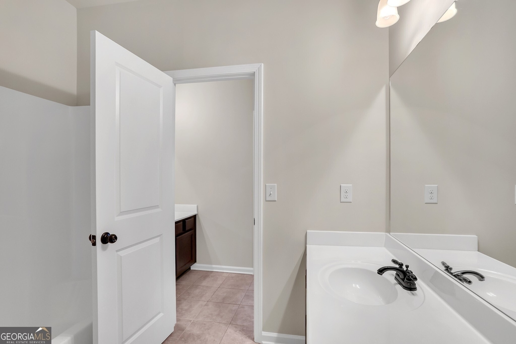 568 Garden View Court - Photo 21
