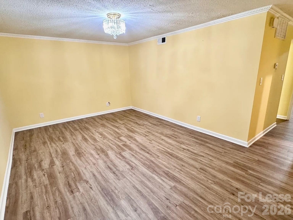 5808 Hunting Ridge Lane - Photo 2