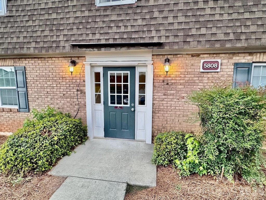 5808 Hunting Ridge Lane - Photo 1