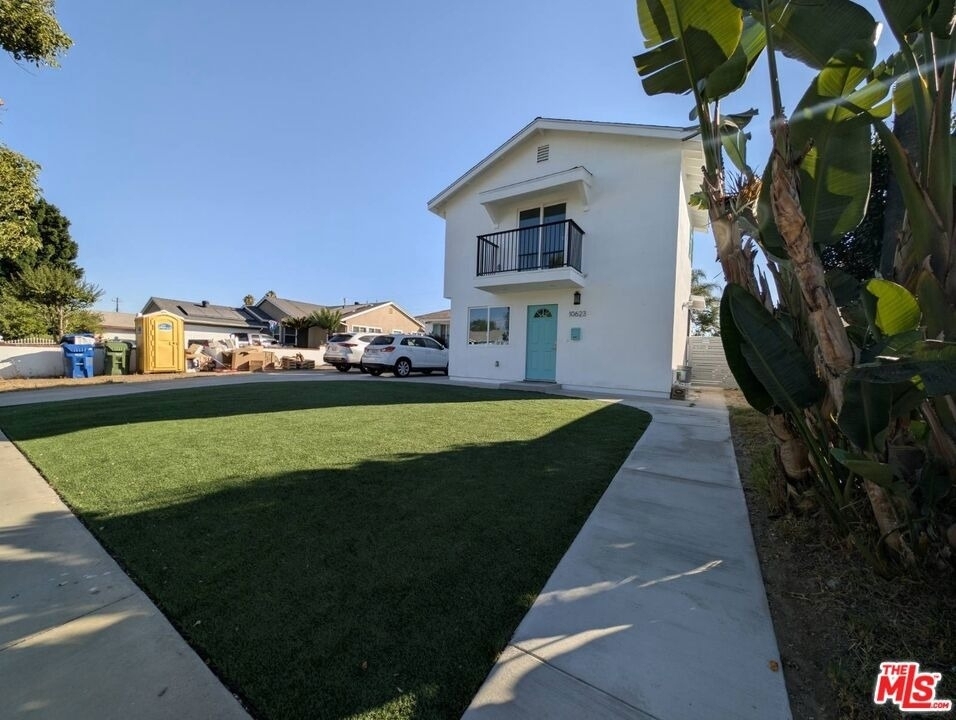 10623 Stanwin Avenue - Photo 17