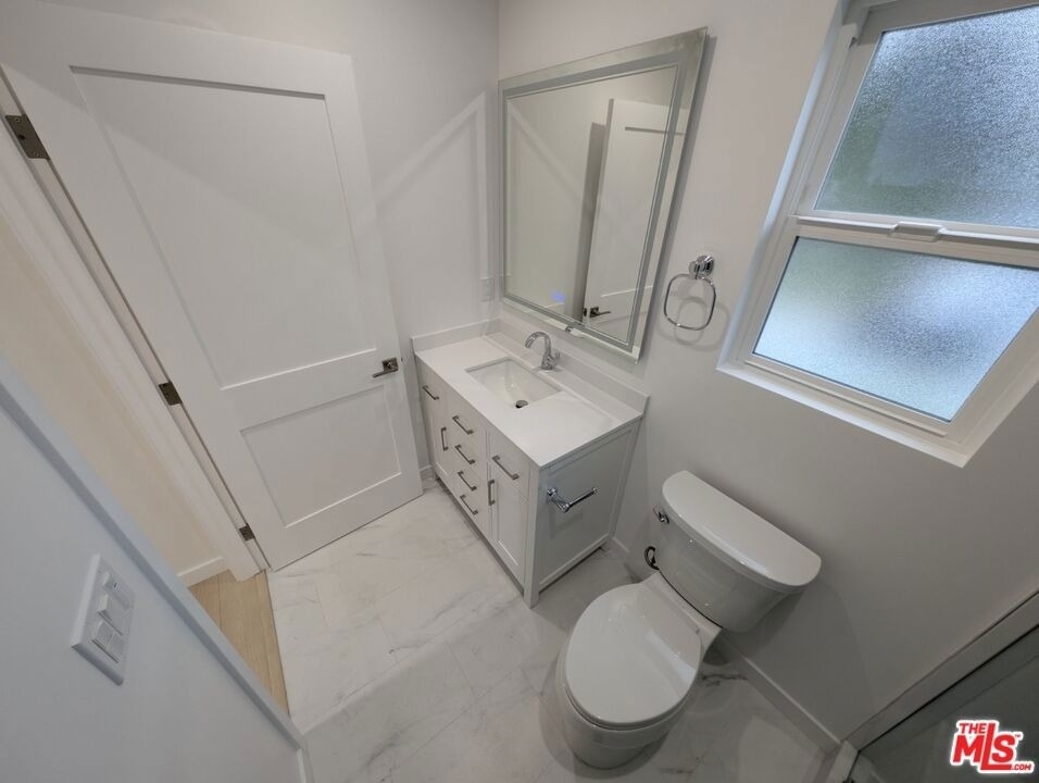 10623 Stanwin Avenue - Photo 13