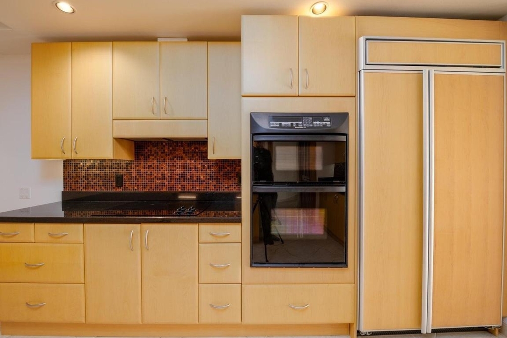 1228 Hillsboro Mile - Photo 7