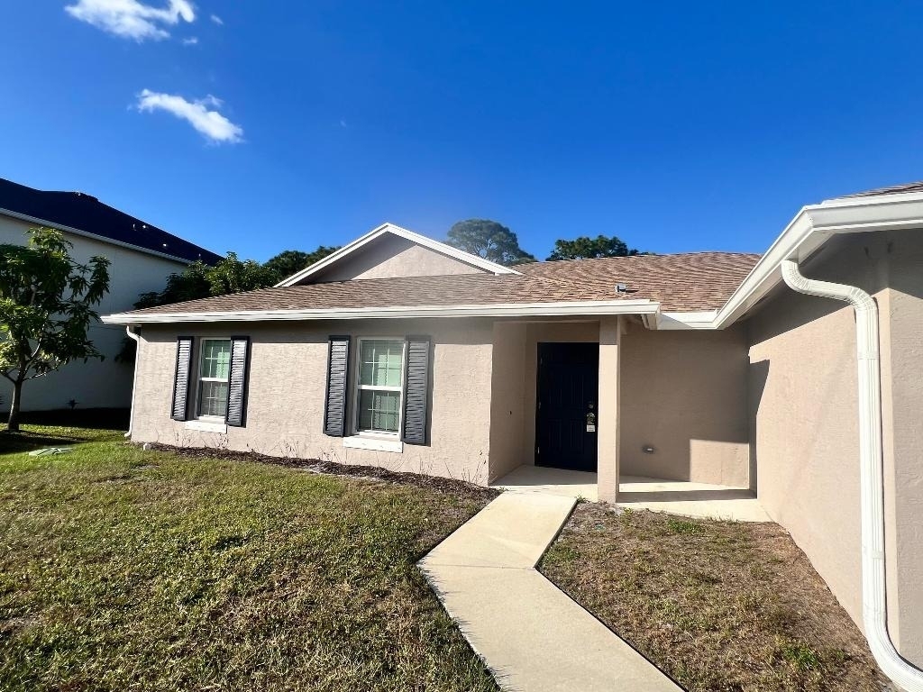 5951 Nw Baynard Drive - Photo 2