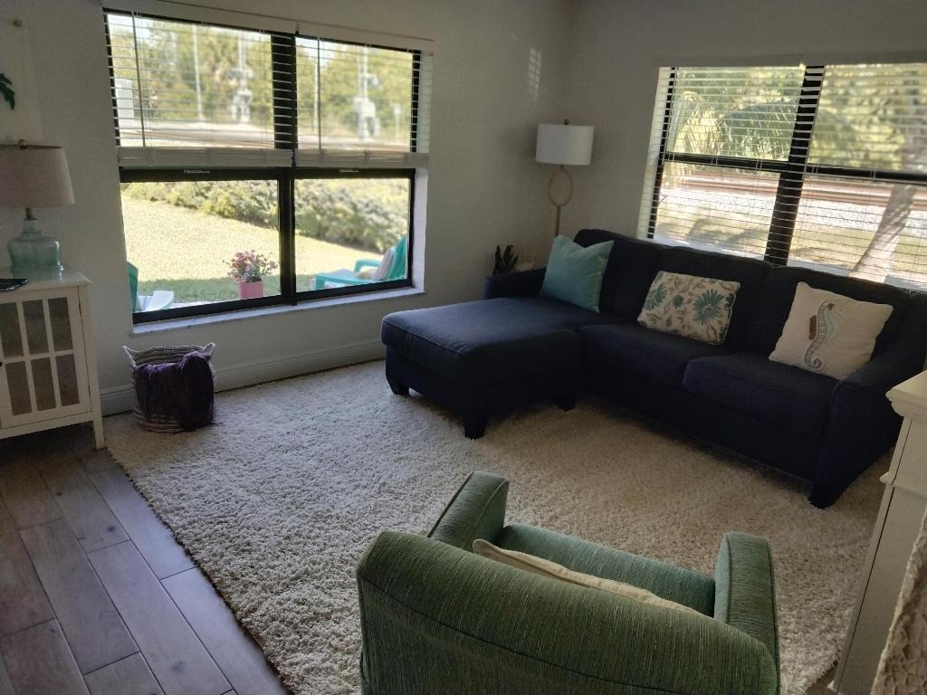 1150 Ne County Line Road - Photo 1