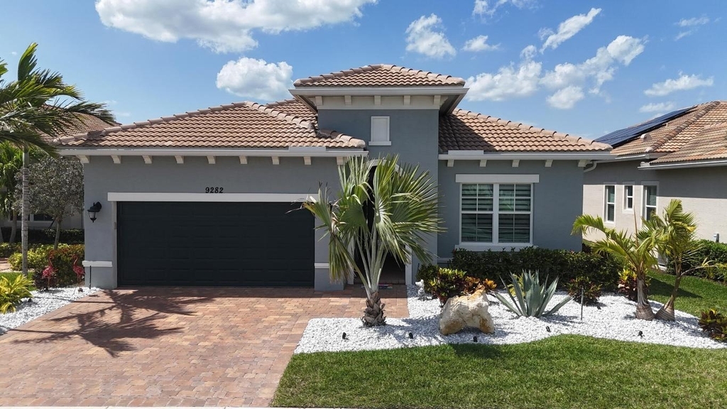 9282 Sw Miracoli Way - Photo 2