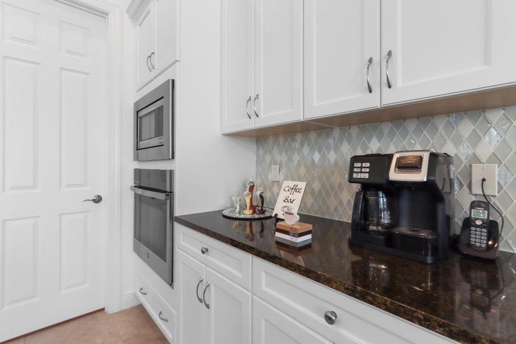 9282 Sw Miracoli Way - Photo 12