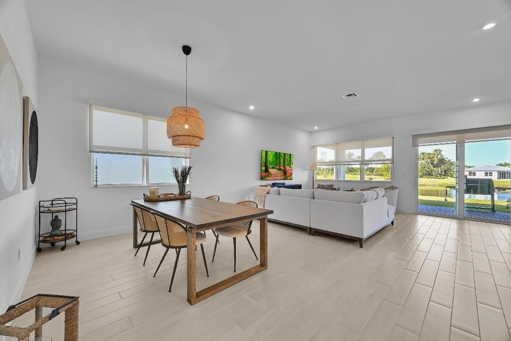 14185 Sw Daphne Street - Photo 8