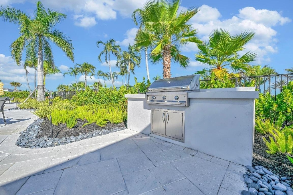 14185 Sw Daphne Street - Photo 42