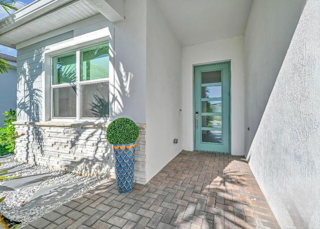 14185 Sw Daphne Street - Photo 2