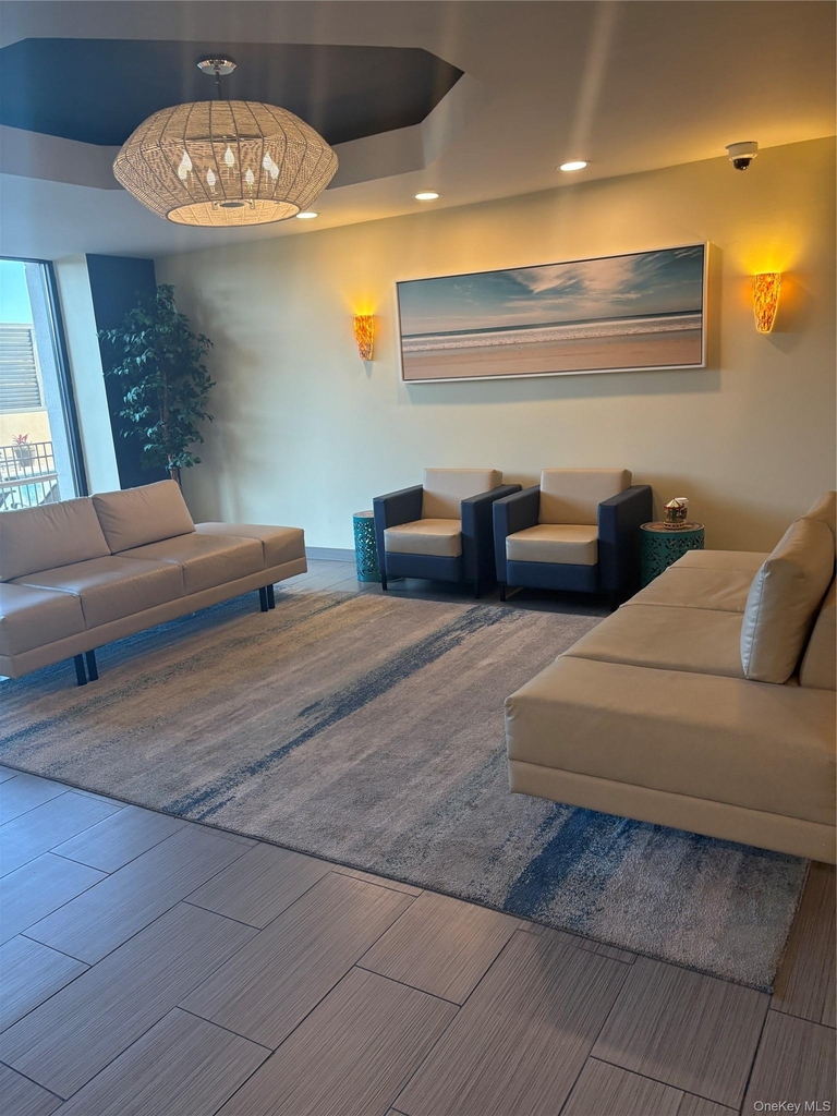 100 W Broadway - Photo 15