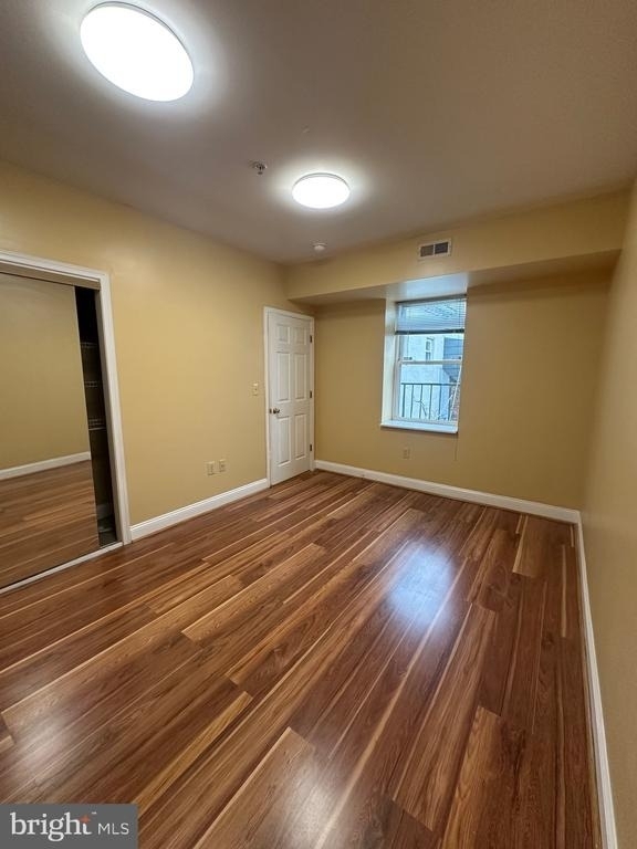 422 W Franklin Street - Photo 9