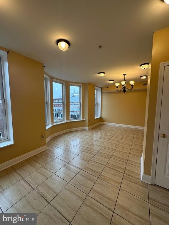 422 W Franklin Street - Photo 1