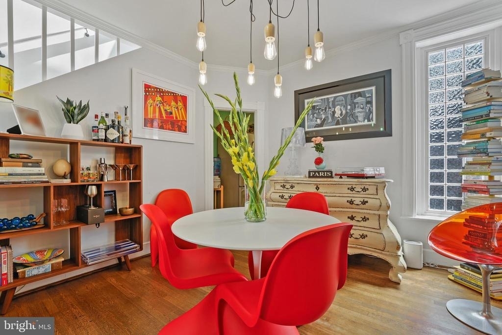 1215 33rd Street Nw - Photo 8