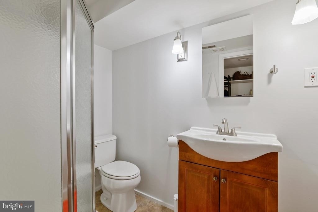 1215 33rd Street Nw - Photo 29