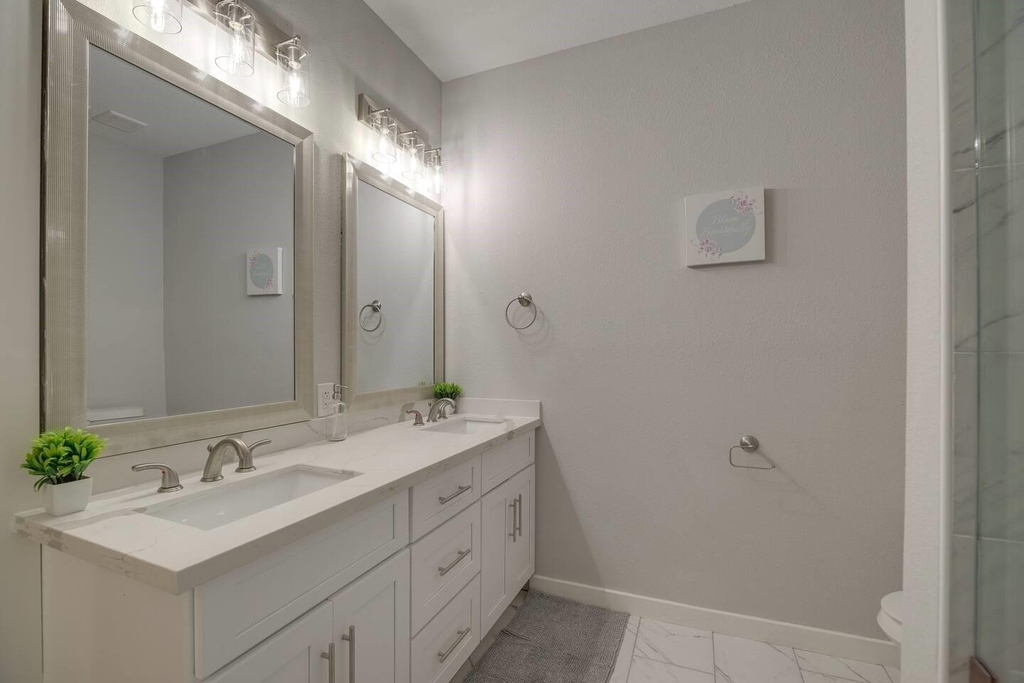 3523 Bain Street - Photo 14