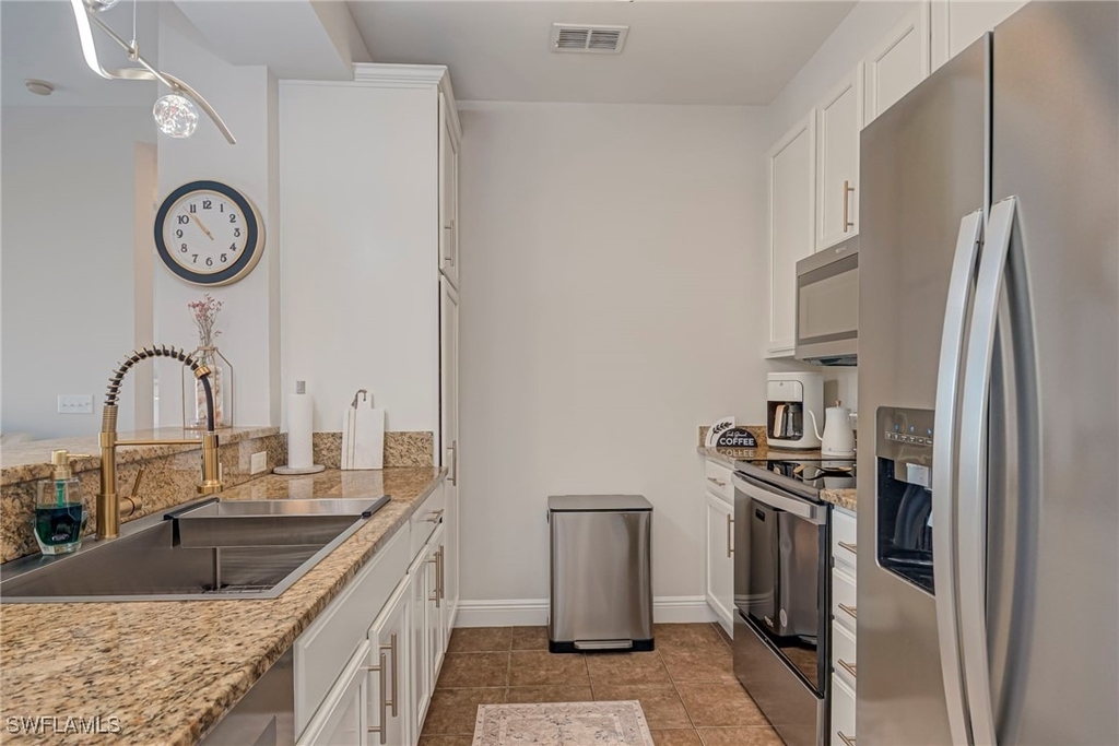 8010 Via Sardinia Way - Photo 11