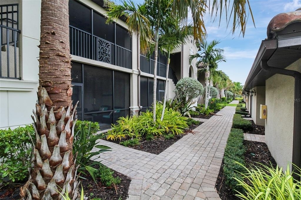5517 Palmer Circle - Photo 1