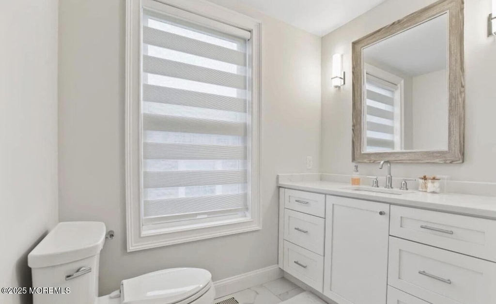 7 Center Street - Photo 10