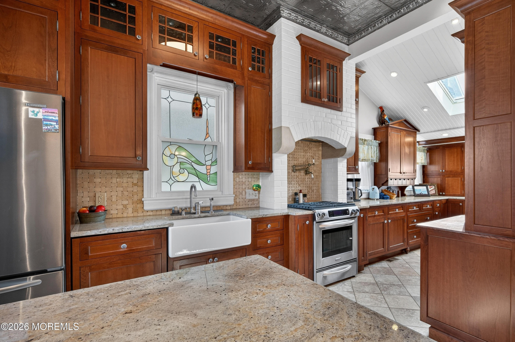 44 Webb Avenue - Photo 10