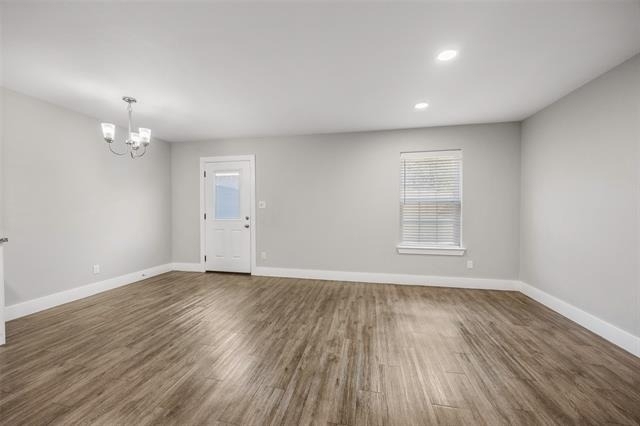 901 W Collins Street - Photo 1