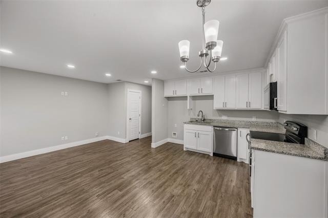 901 W Collins Street - Photo 3