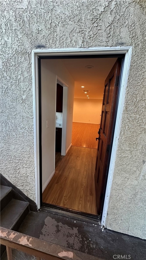 404 Concord - Photo 0