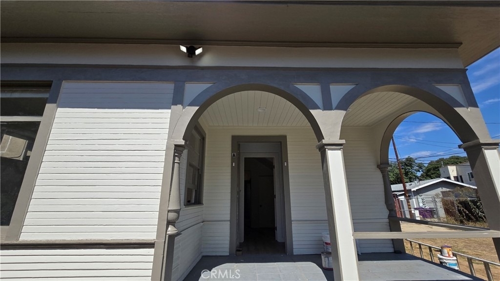 975 N Park - Photo 1