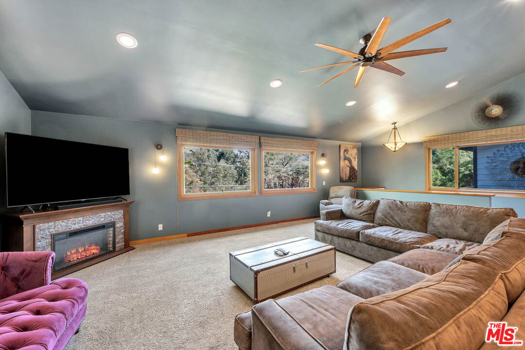 21832 Canon Drive - Photo 46