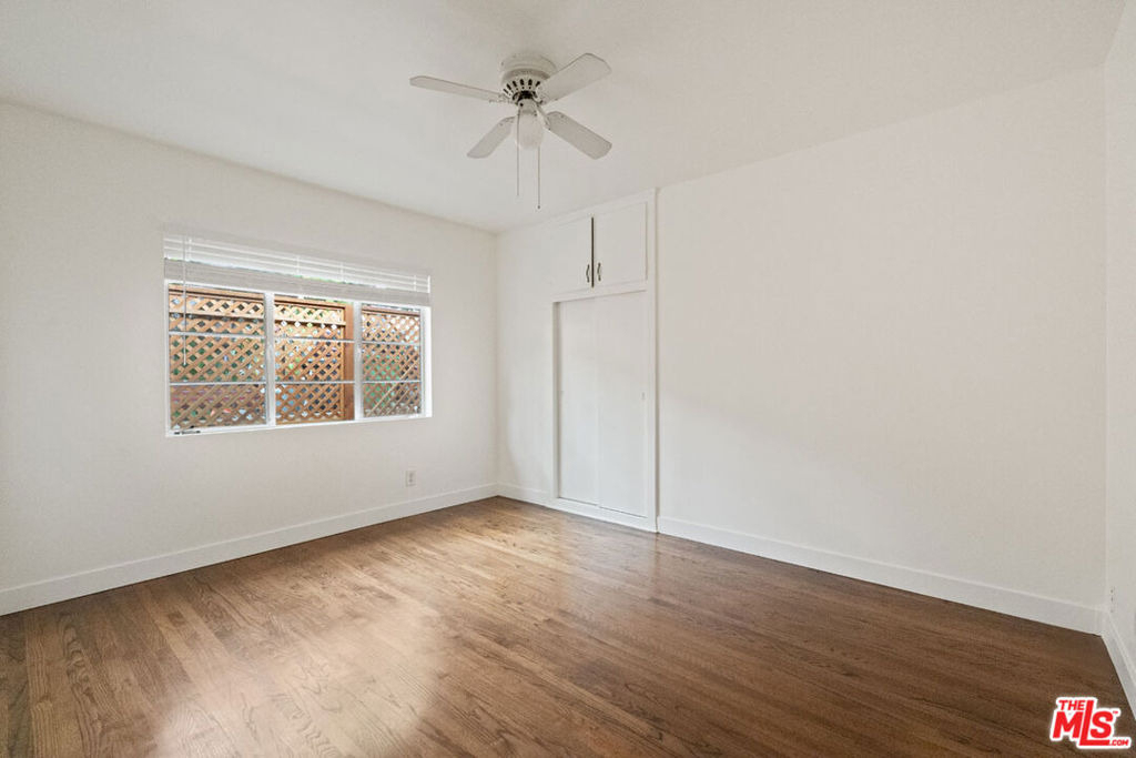 821 Laveta Terrace - Photo 13