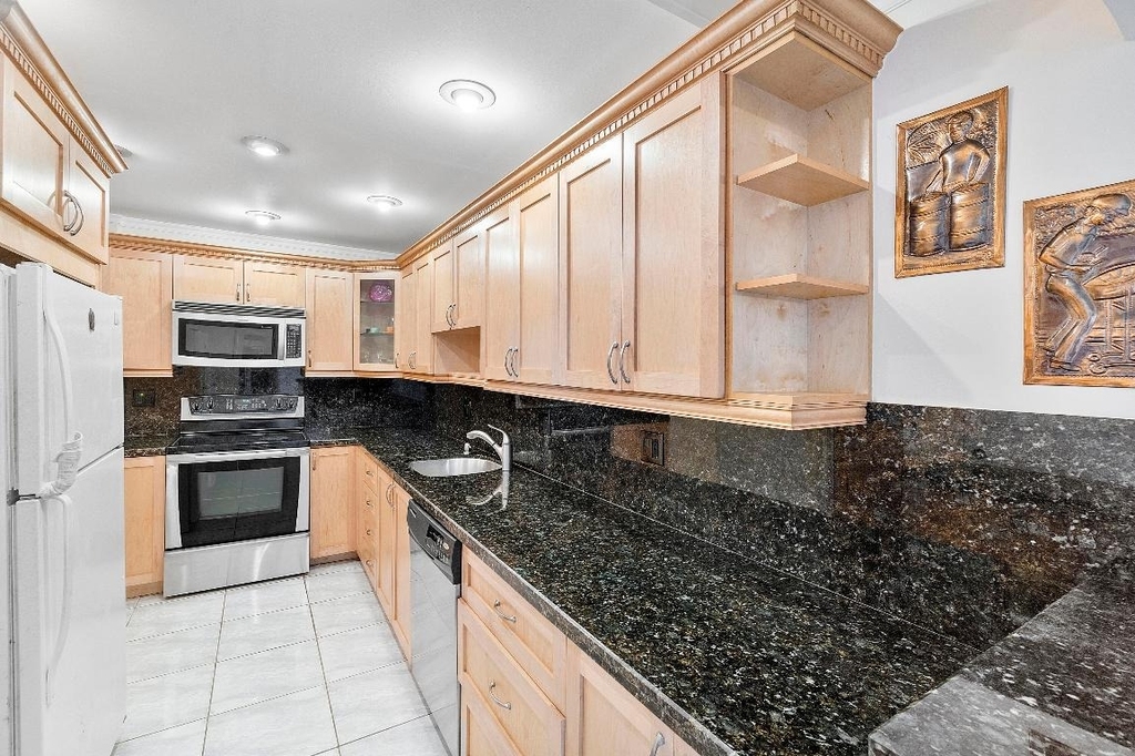 2851 S Ocean Boulevard - Photo 3