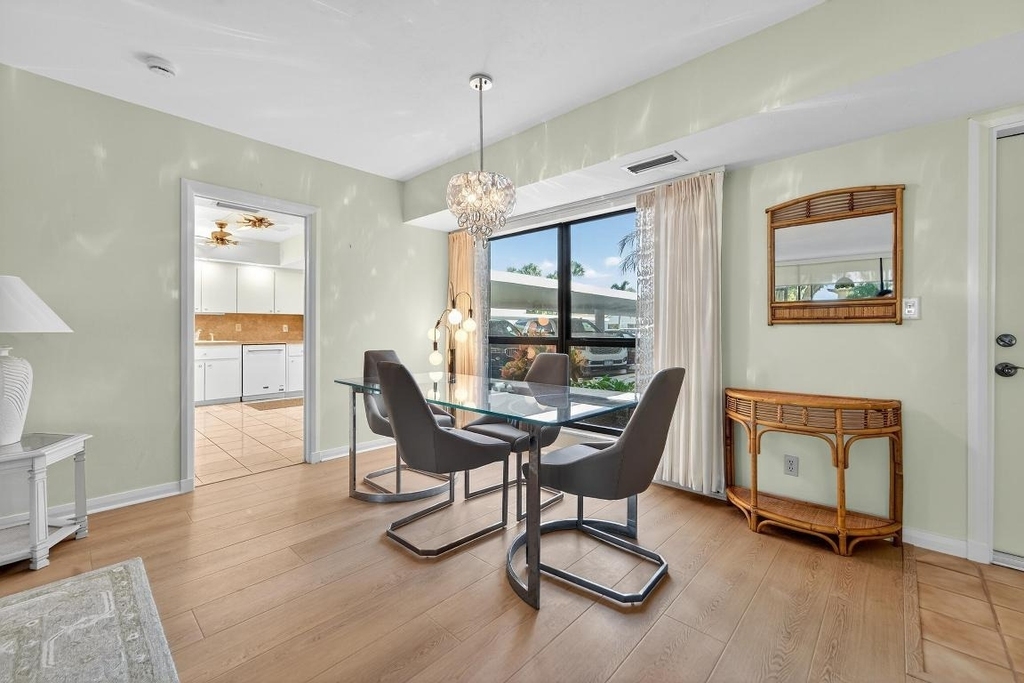 6 Concourse Drive - Photo 1